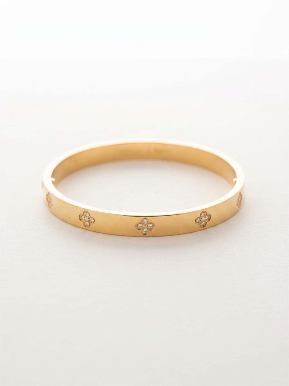 Trendy clover zircon bangle For Women